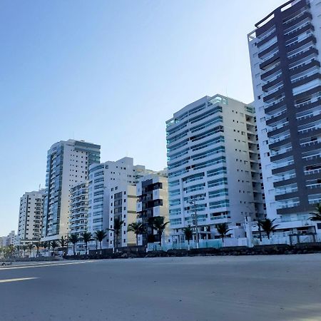 Ap Padrao Pe Na Areia Centro Top Mongaguá Exterior foto